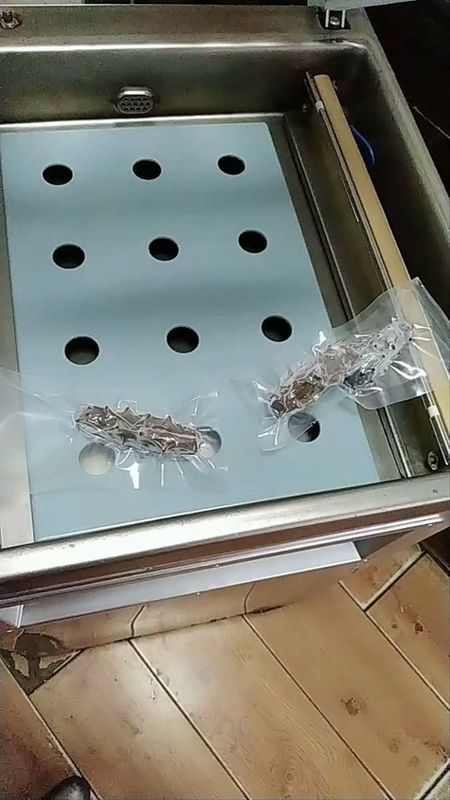 डीजेड-400 वर्टिकल वैक्यूम मशीन बीन्स या चावल के लिए खाद्य पैकेजिंग मशीनें/फॉर्मिंग वैक्यूम पैकिंग मशीन