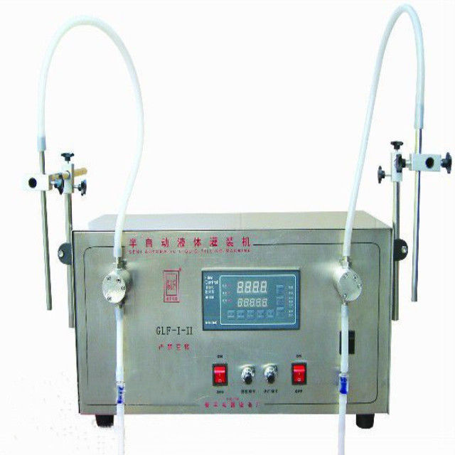 GLF-I-II गियर पंप जैतून का तेल बॉटलिंग मशीन डबल हेड्स लिक्विड फिलिंग मशीन, ऑयल फिलर (3-3000ml)