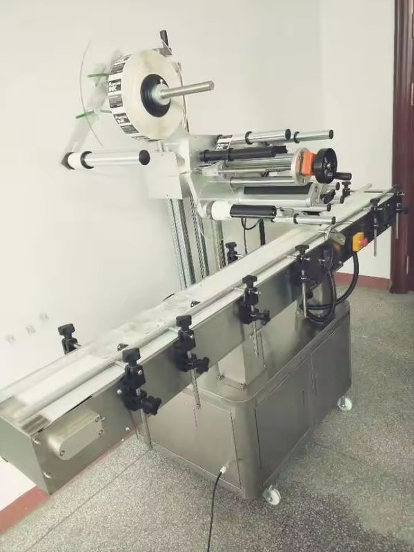 गर्म बिक्री अर्ध स्वचालित छोटे शीशी बोतल भरने और ढक्कन मशीन ग्लास बोतल जार वैक्यूम ढक्कन मशीन