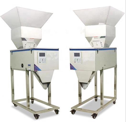 उच्च गुणवत्ता वाला 100-3000g अर्ध स्वचालित दाना/पाउडर/चावल/कॉफी/मसाला वजन भरने की मशीन बड़े फ़नल के साथ